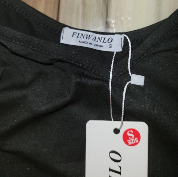 NWT Black Adjustable Strap Ruffle Bottom Chemise Small - Picture 4 of 10